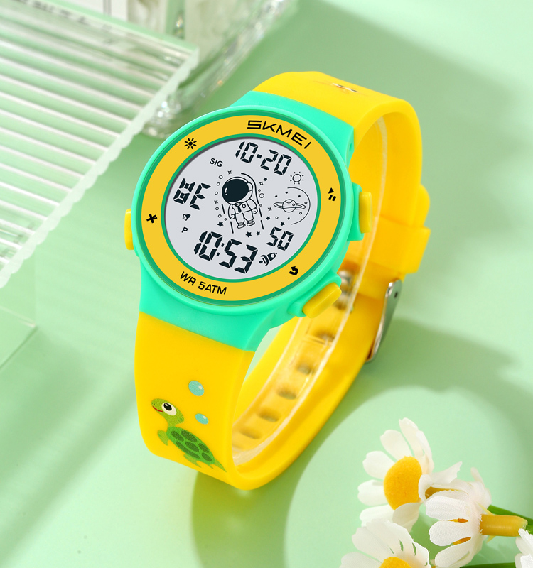 SKMEI 2267 Waterproof Gift Watch Digital Cartoon Image Fancy Wrist Watches for Kids